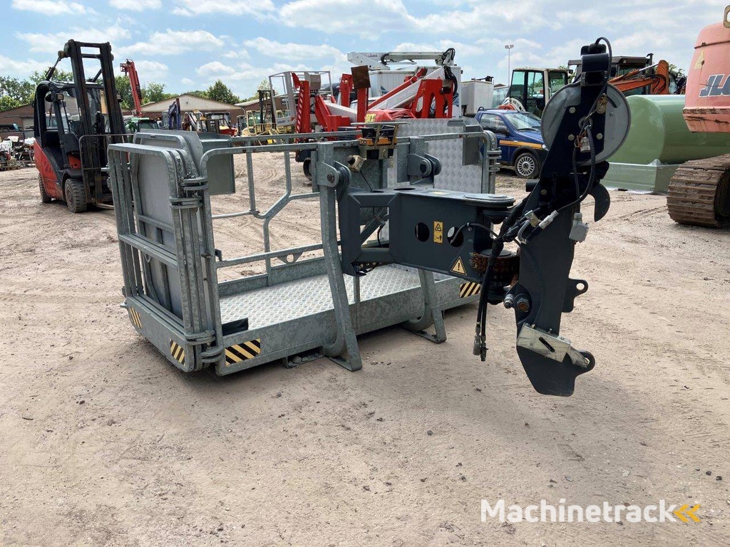 Manbak JCB REP2-45JCB