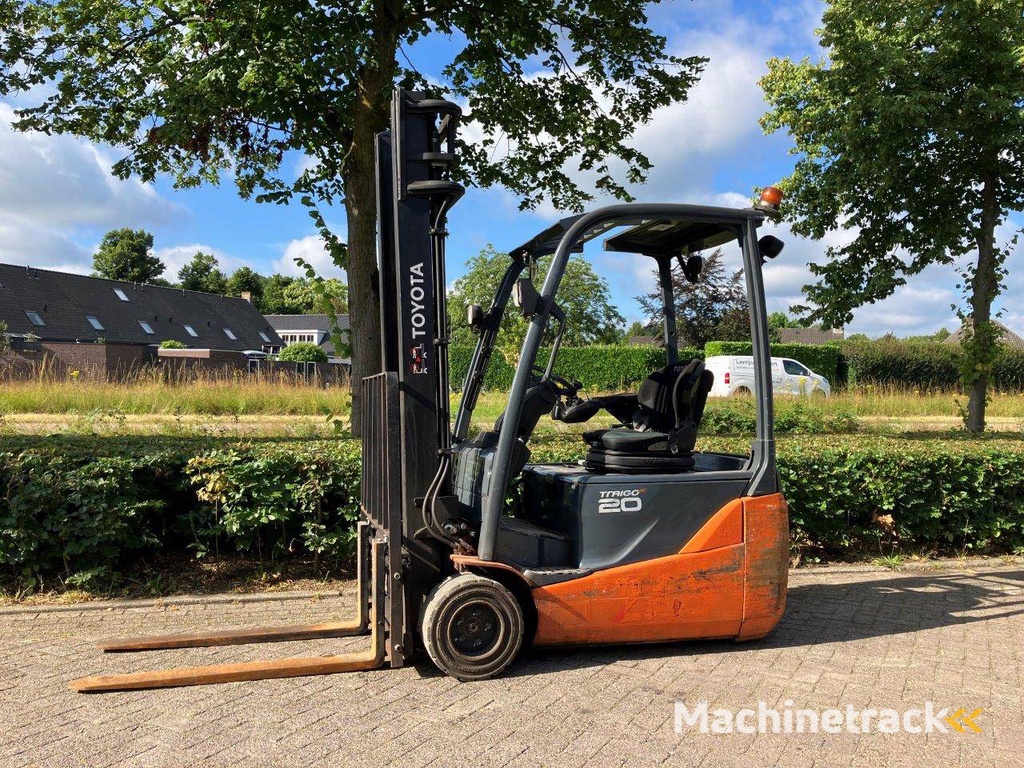 Toyota 8FBR20T Electric Forklift 2000kg