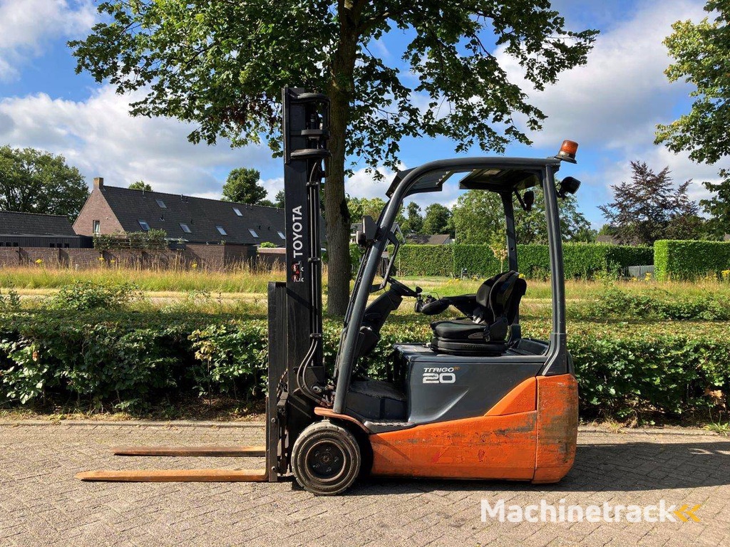 Toyota 8FBR20T Electric Forklift 2000kg