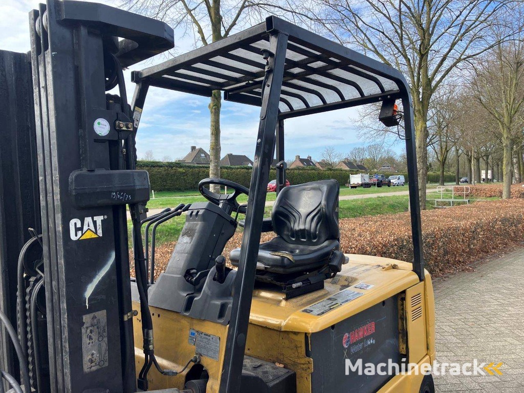 Forklift Caterpillar EP30K Electric 3000kg 4.7m 2009
