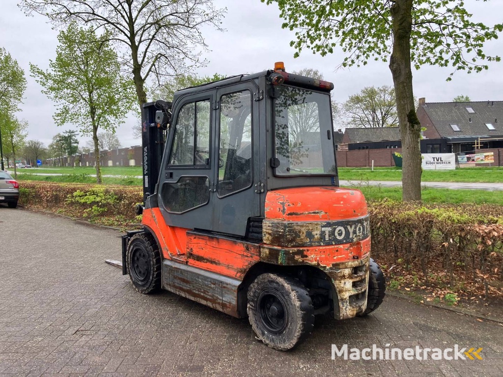 Forklift Toyota 7FBMF40 Electric 4000kg 5m 2008