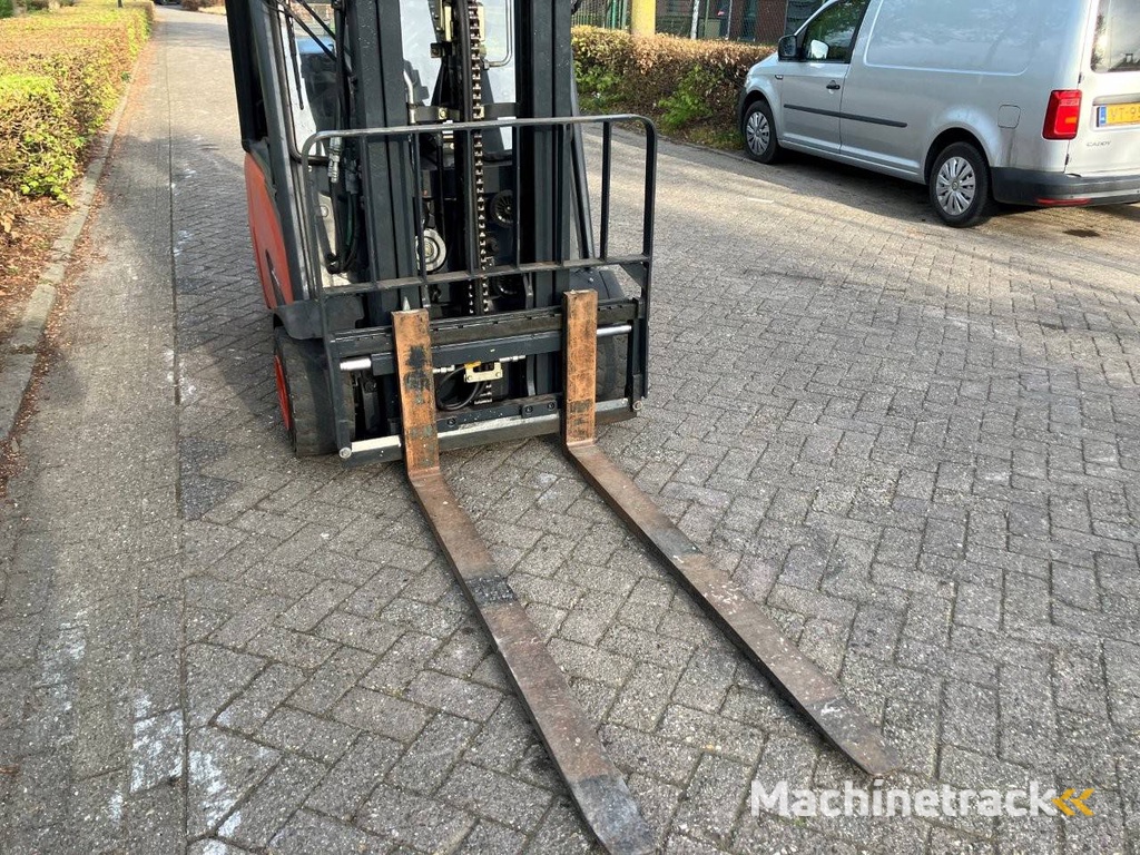 Forklift Linde E20L-02 Electric 200kg 2016