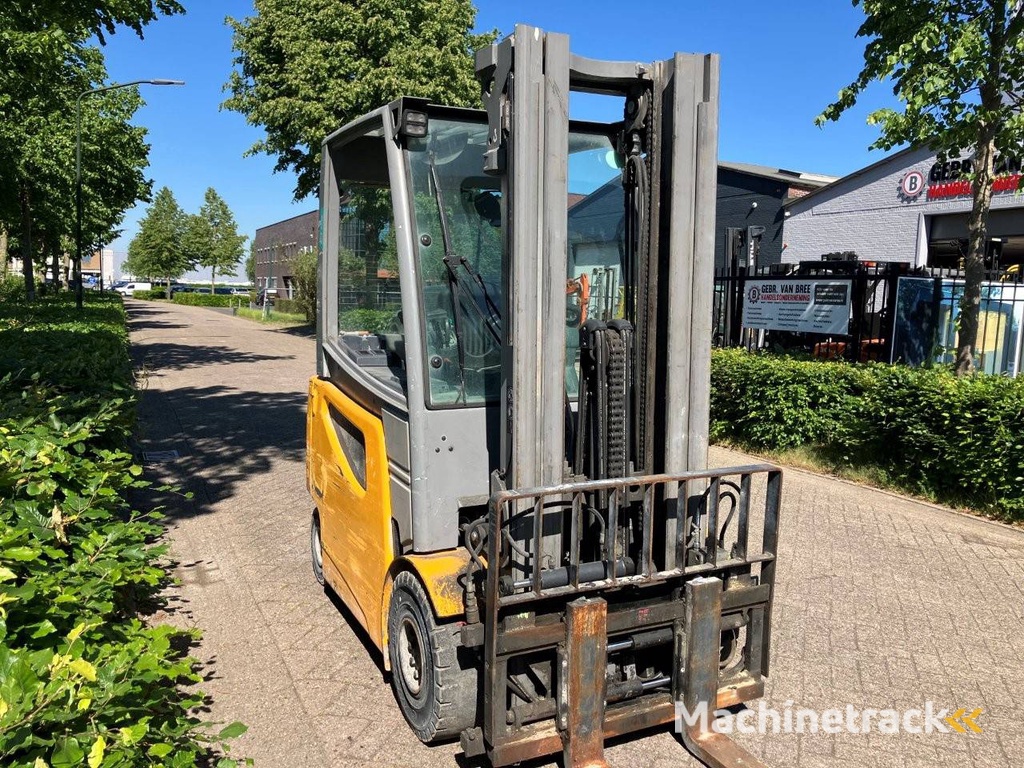 Heftruck Jungheinrich EFG 425K Elektrisch 2500kg 2016