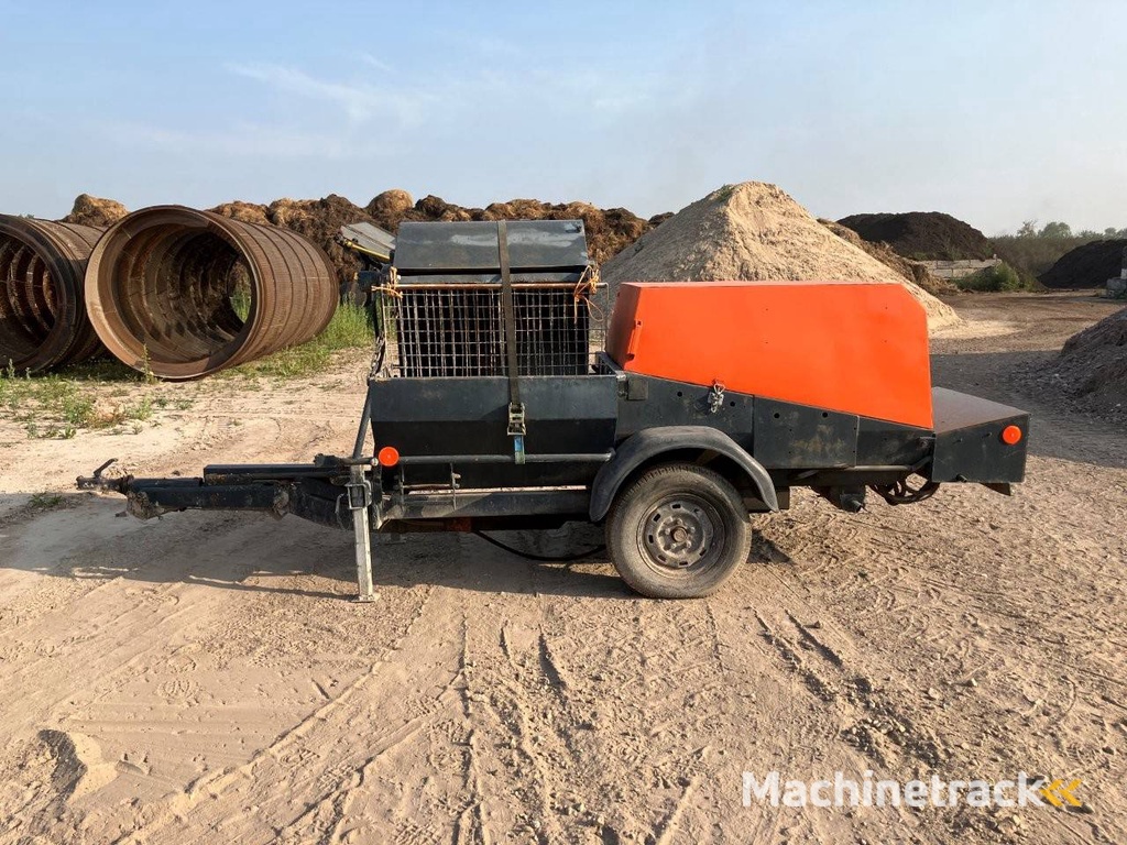 Betonpomp Brinkman Diesel