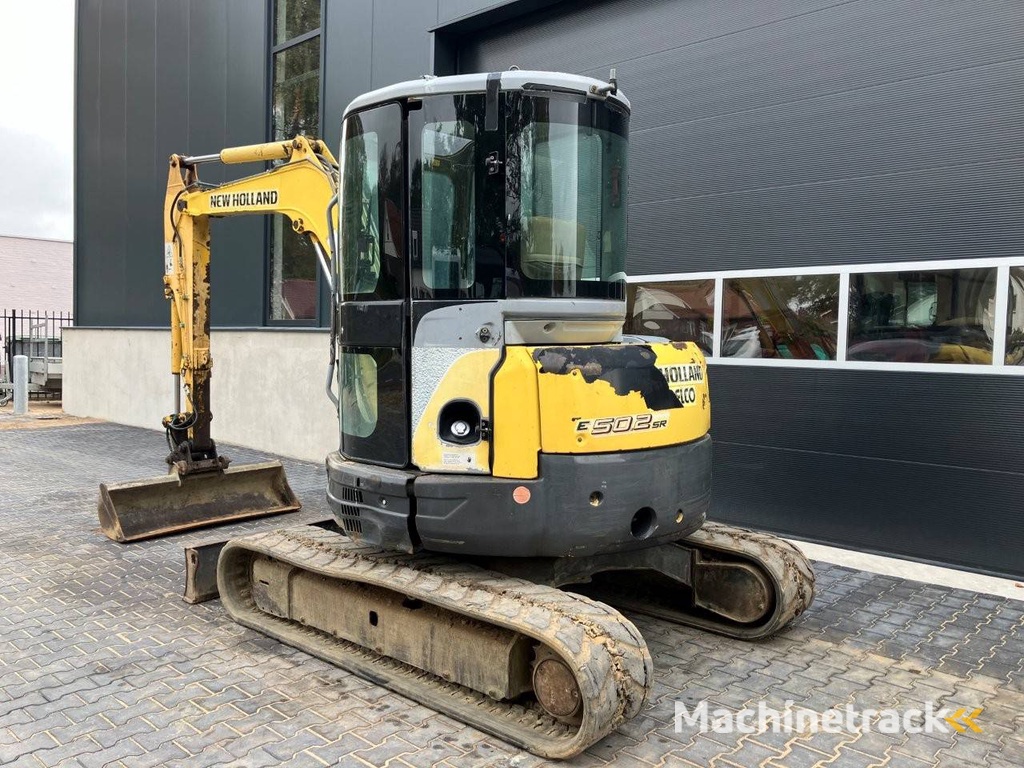 Rupsgraafmachine New Holland E 50.2 SR Diesel 2008