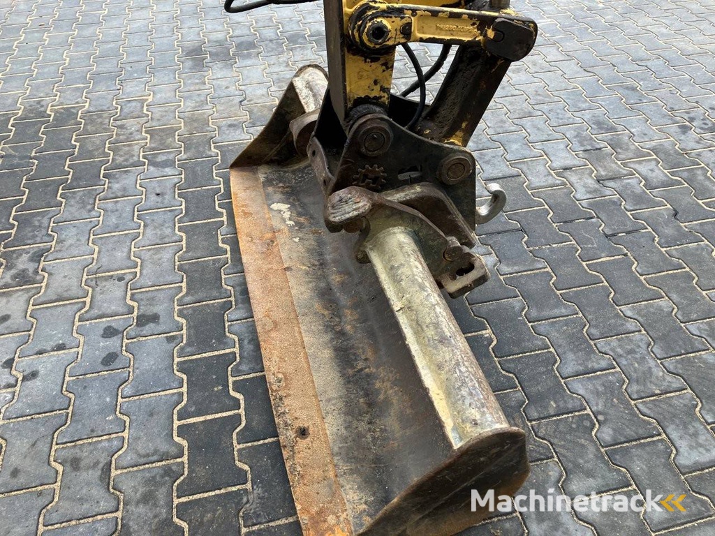 Rupsgraafmachine New Holland E 50.2 SR Diesel 2008