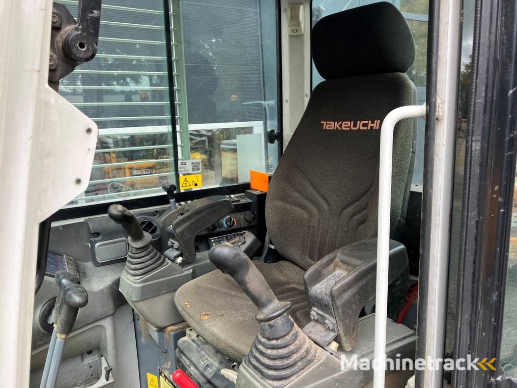 Rupsgraafmachine Takeuchi TB280FR Diesel 2018