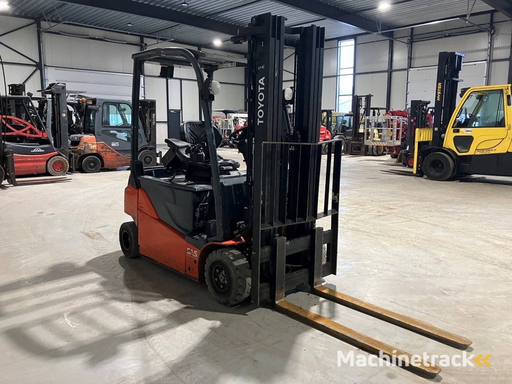 Toyota 8FBM16T Electric Forklift 1600kg 5.5m 2017