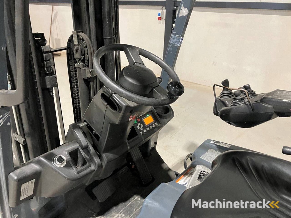 Toyota 8FBM16T Electric Forklift 1600kg 5.5m 2017