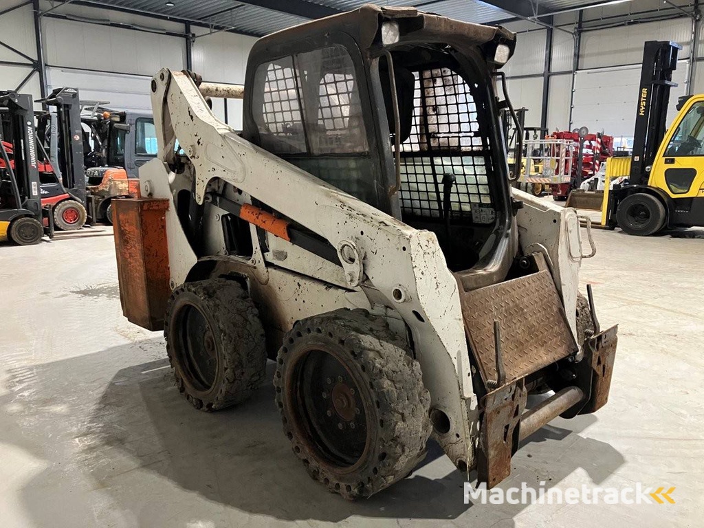Schranklader Bobcat S590 Diesel