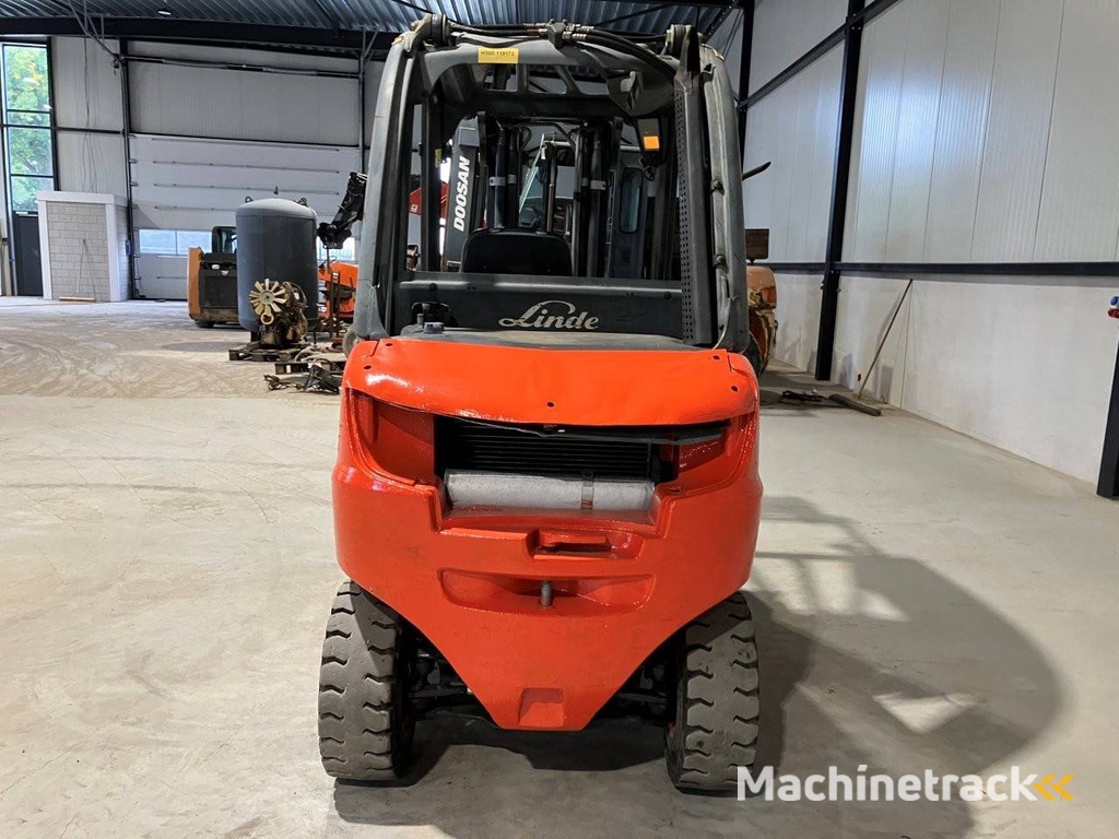 Gabelstapler Linde H30D-01 Diesel 3000kg 2010