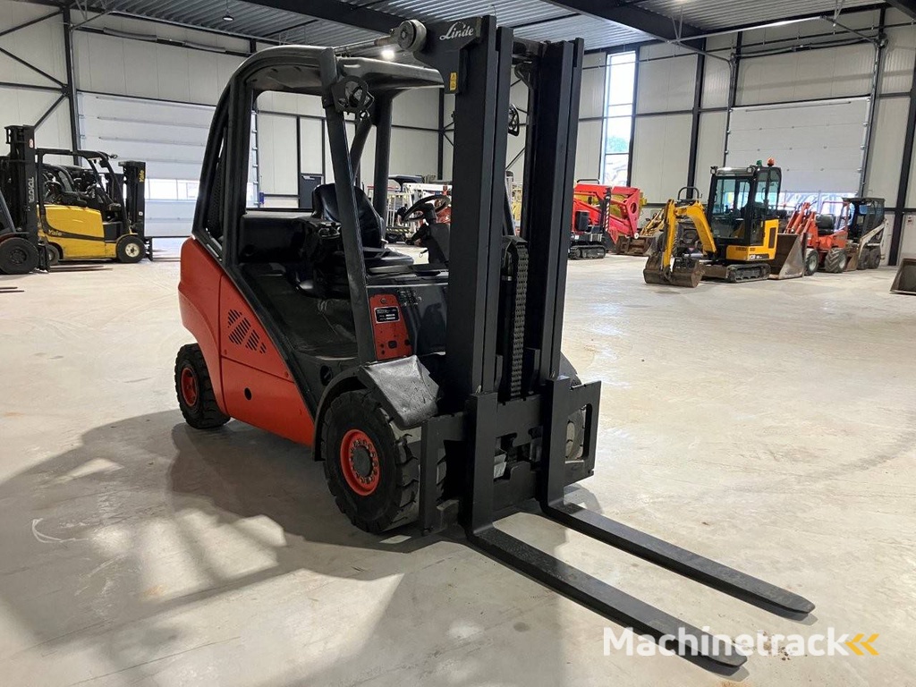 Gabelstapler Linde H30D-01 Diesel 3000kg 2010