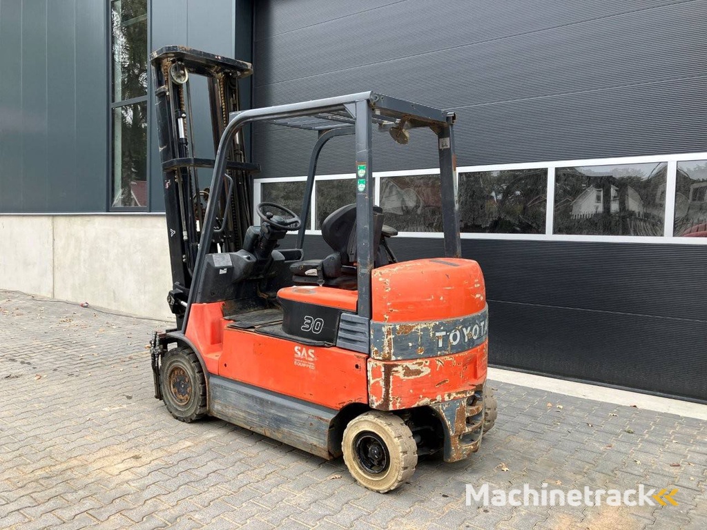 Forklift Toyota 7FBMF30 Electric 3000kg 6.0m 2009