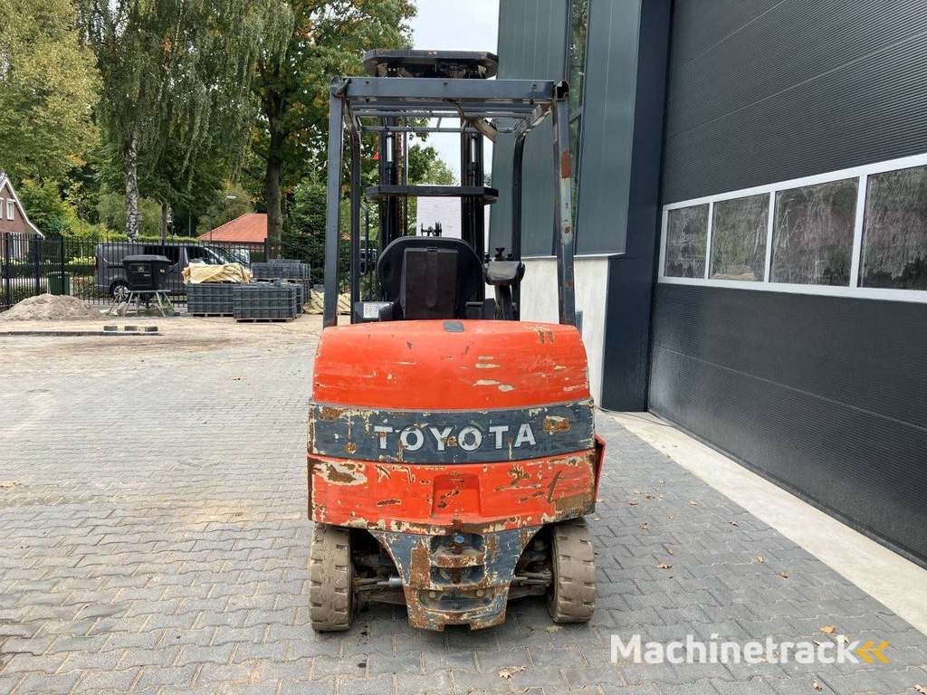 Forklift Toyota 7FBMF30 Electric 3000kg 6.0m 2009