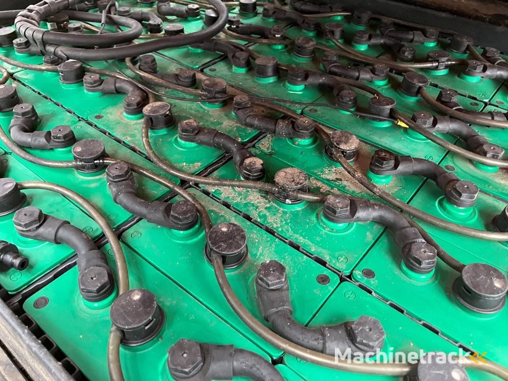 Forklift Toyota 7FBMF30 Electric 3000kg 4.7m 2008