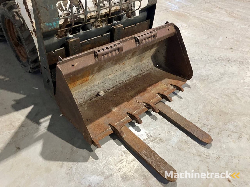 Schranklader Bobcat 553 Diesel