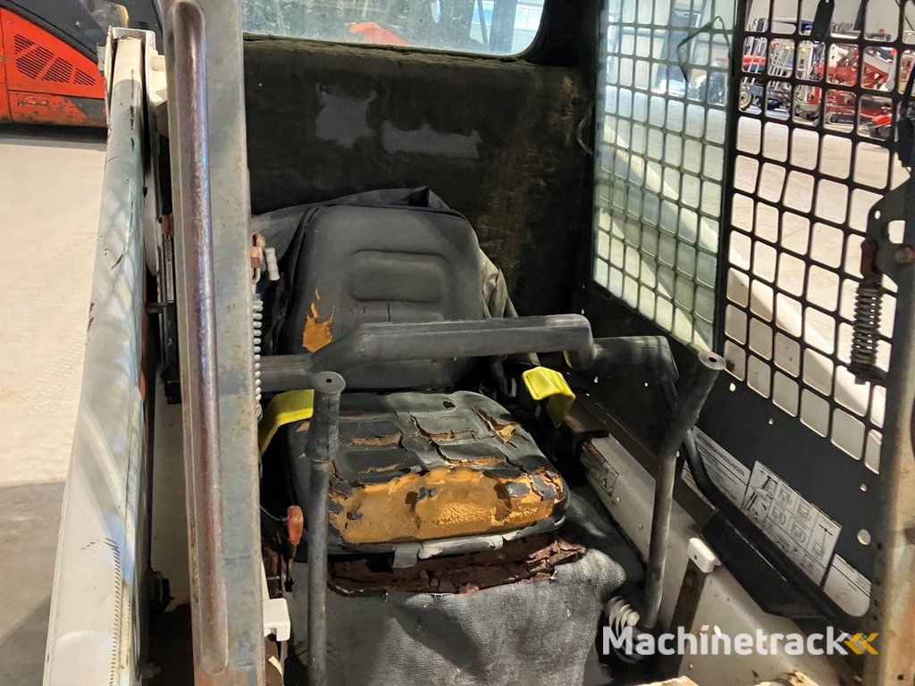 Schranklader Bobcat 553 Diesel