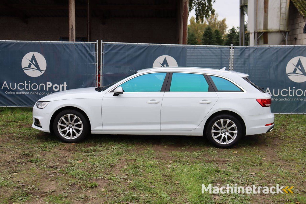 Audi A4 Avant Elektro+Benzin 150 PS 2019