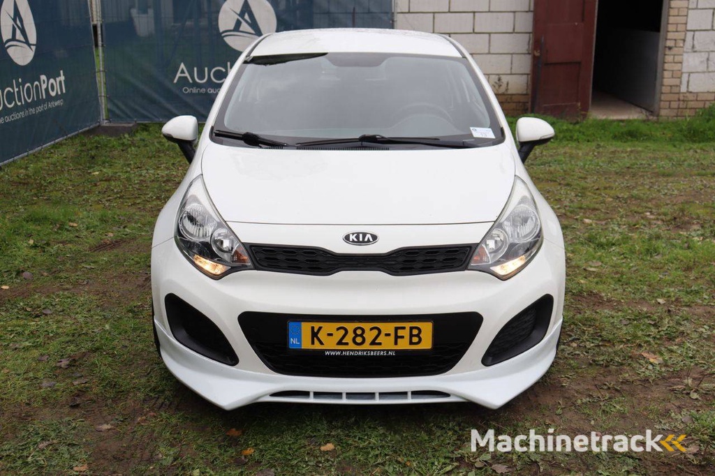 Kia RIO Petrol 86hp 2012