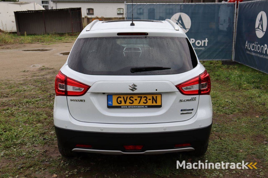 Suzuki SX4 Elektrisch+Benzine 129pk 2021