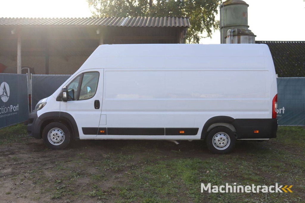 Peugeot BOXER Diesel 165 PS 2021 Van