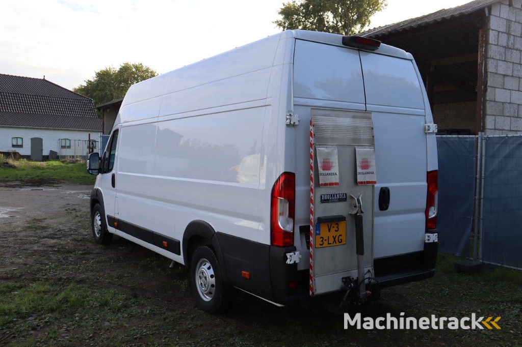 Peugeot BOXER Diesel 165 PS 2021 Van