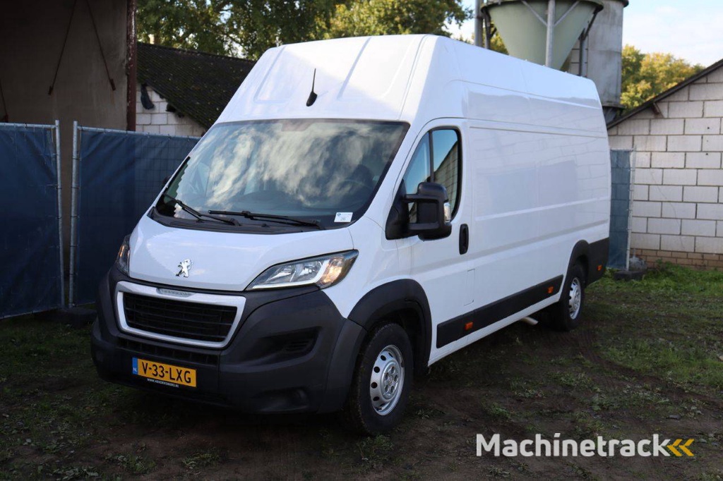 Peugeot BOXER Diesel 165 PS 2021 Van