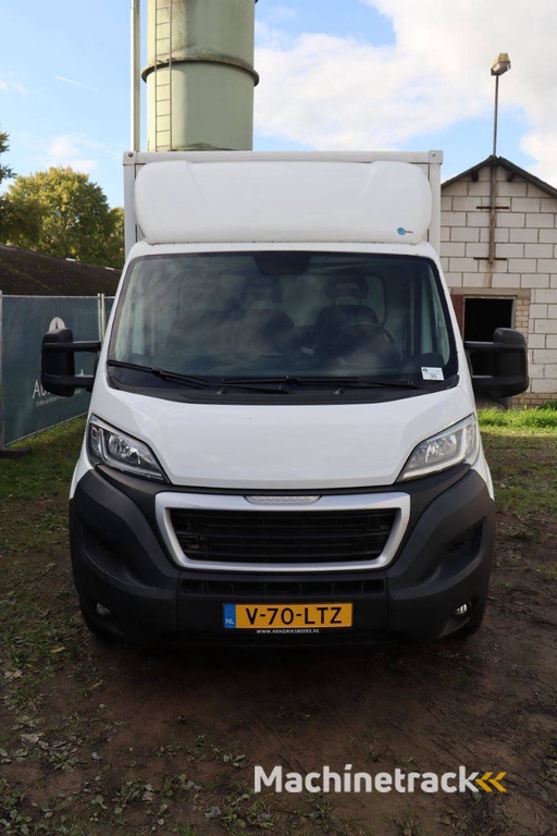 Bakwagen Vrachtwagen Peugeot BOXER Diesel 165pk 2021