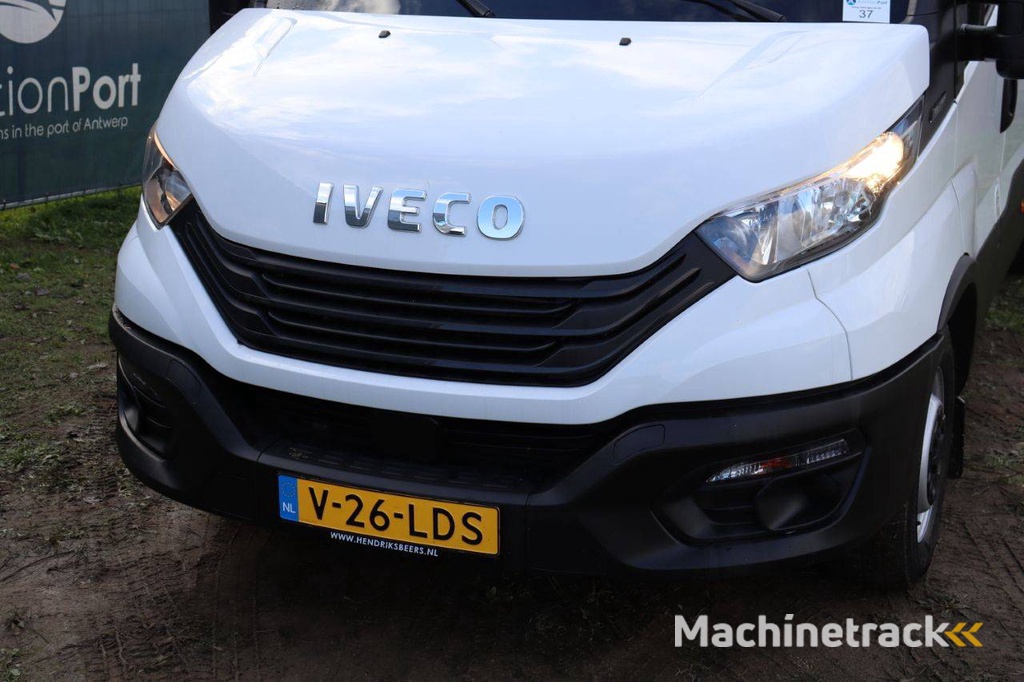 Bestelwagen Iveco Daily van; Model Type: TS35SC2AA Diesel 2007