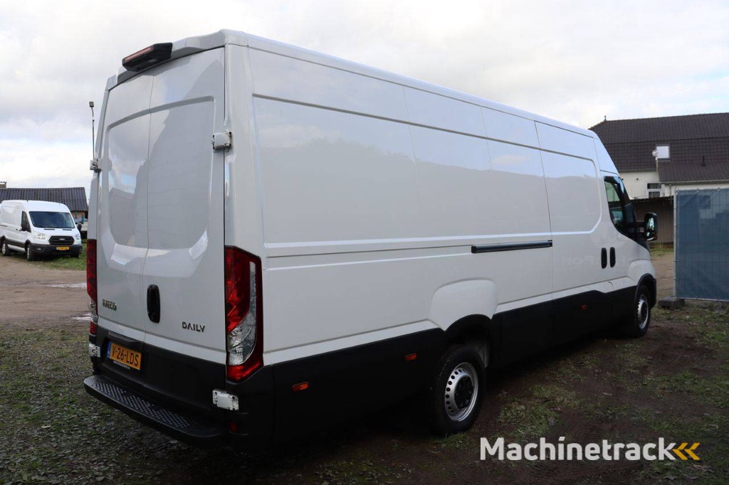 Bestelwagen Iveco Daily van; Model Type: TS35SC2AA Diesel 2007