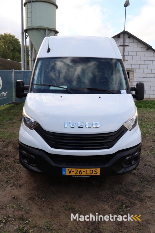 Bestelwagen Iveco Daily van; Model Type: TS35SC2AA Diesel 2007