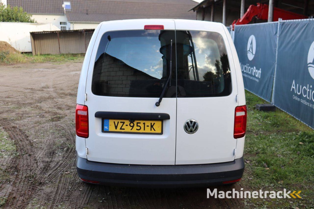 Volkswagen CADDY Diesel 75 PS 2016 Van