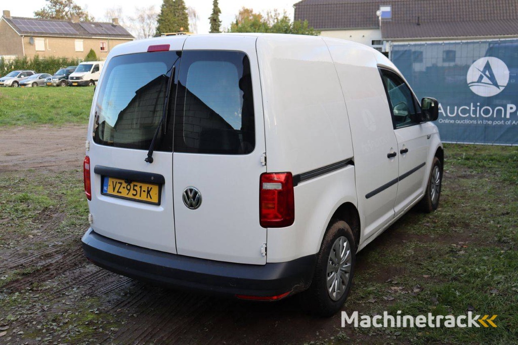 Volkswagen CADDY Diesel 75 PS 2016 Van