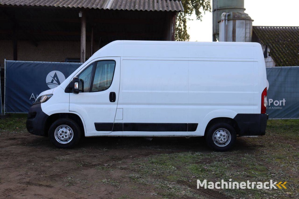 Peugeot BOXER Diesel 131 PS 2018 Van