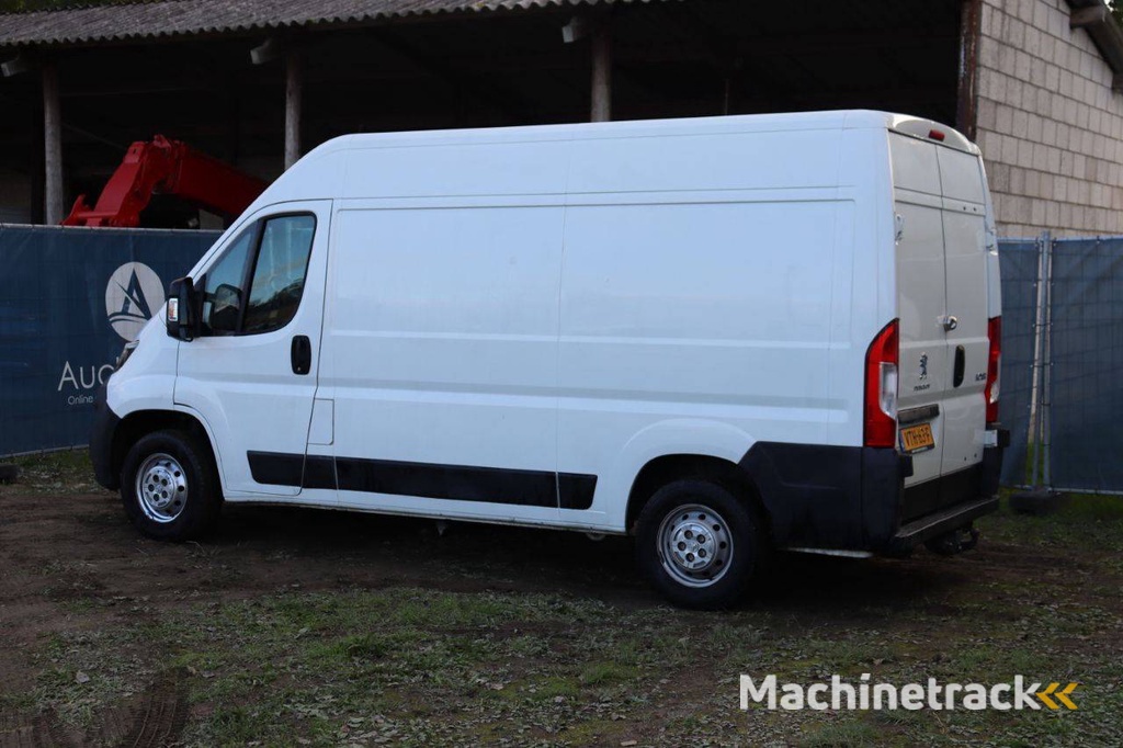 Peugeot BOXER Diesel 131 PS 2018 Van