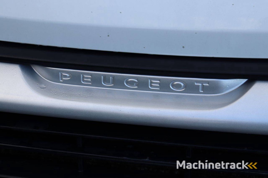 Peugeot BOXER Diesel 131 PS 2018 Van