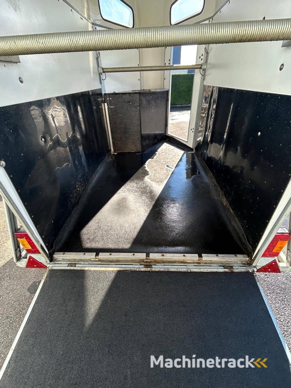 Paardentrailer Eduard VT-13 2002