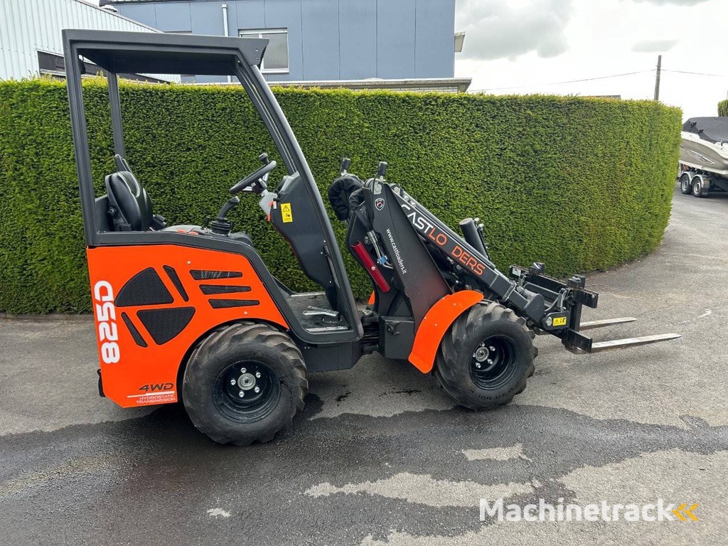 Kniklader Castgroup CAST 825D Diesel 2022