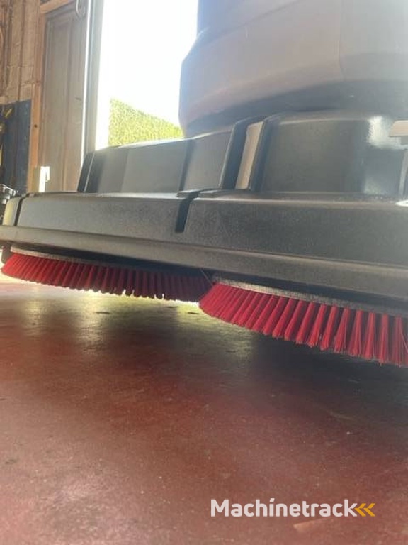 Schrob-zuigmachine Karcher B120 W BP Elektrisch 2015