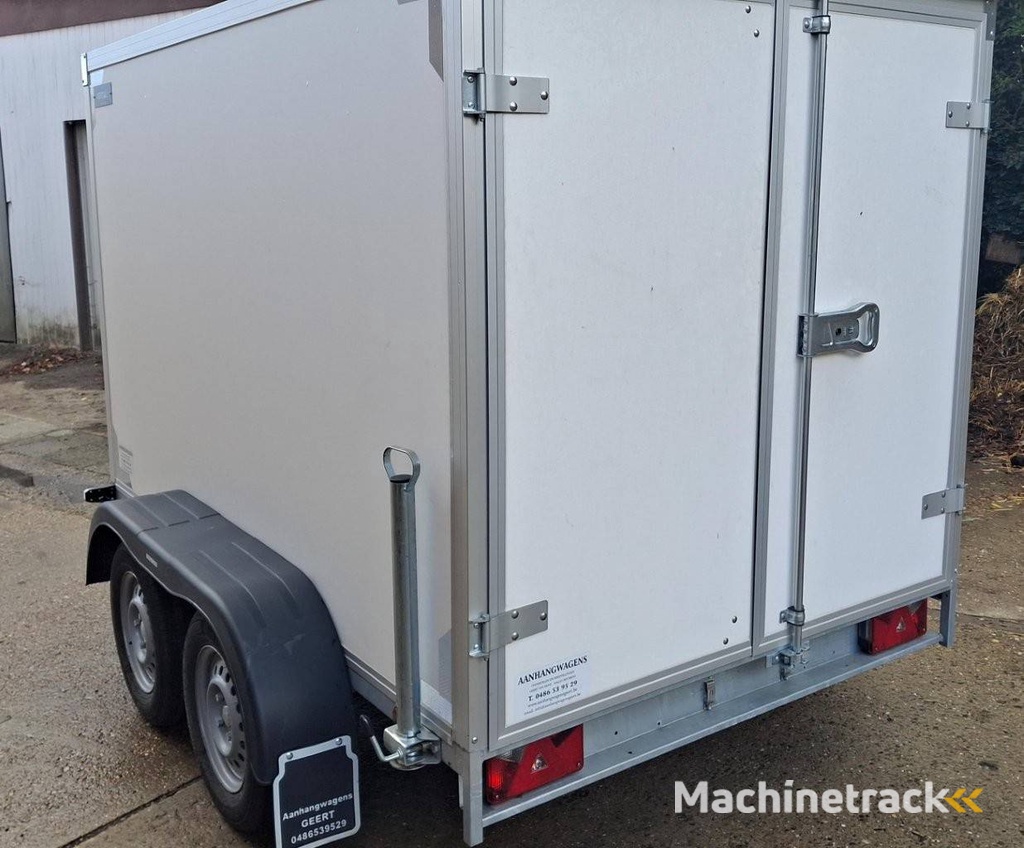 Gesloten aanhangwagen 2.50x1.50x1.50m