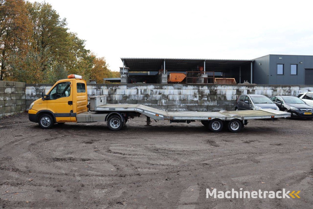 Autotransporter Iveco Daily 35C15 Diesel 146pk 2008 met semi-dieplader