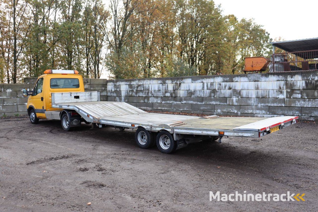 Autotransporter Iveco Daily 35C15 Diesel 146pk 2008 met semi-dieplader