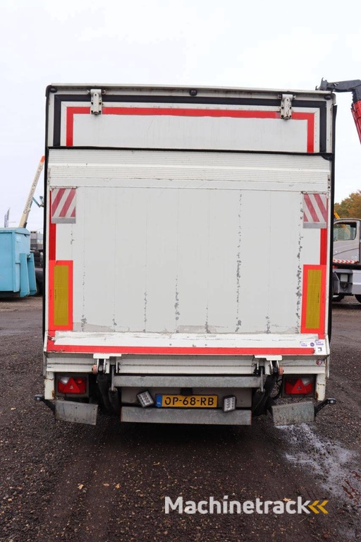 Trekker Iveco Daily 50C18 Diesel 180pk 2017 met oplegger Veldhuizen