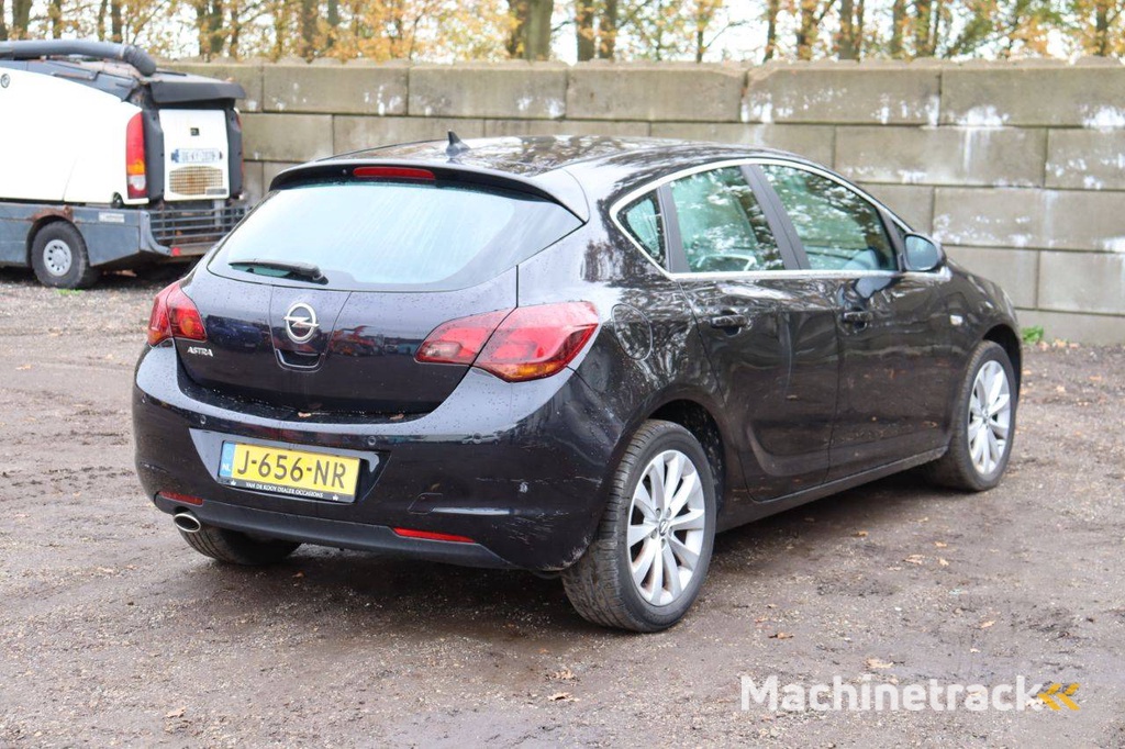 Opel Astra Benzine 120pk 2011 (Marge)