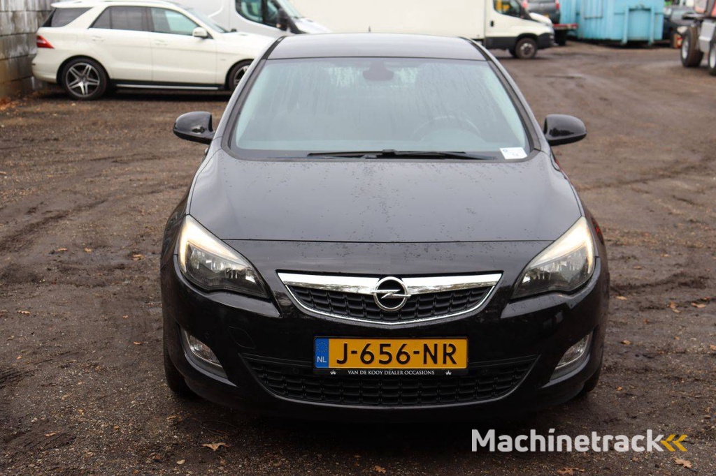 Opel Astra Benzine 120pk 2011 (Marge)