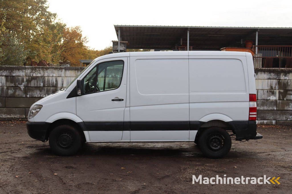 Bestelwagen Mercedes-Benz SPRINTER Diesel 129pk 2011