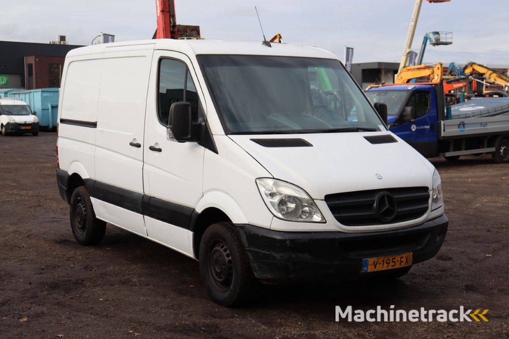 Bestelwagen Mercedes-Benz SPRINTER Diesel 129pk 2011