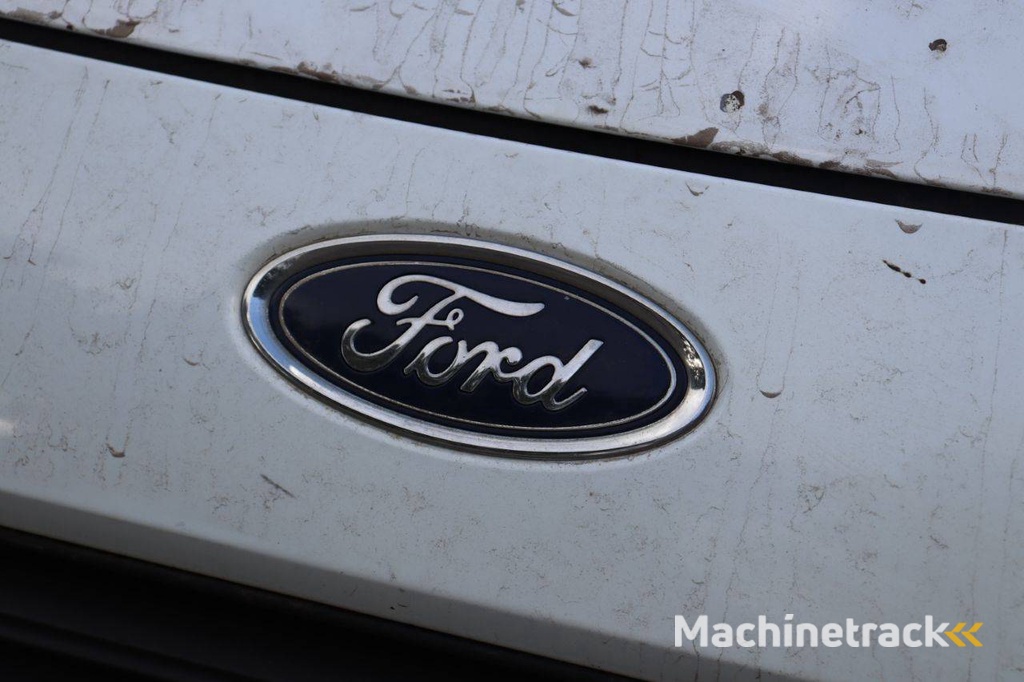 Bestelwagen Ford Transit Courier Diesel 123pk