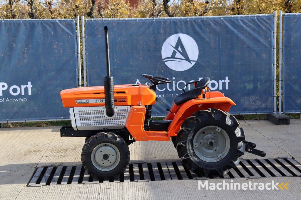 Minitractor Kubota B1400DT Diesel 14pk  Refit