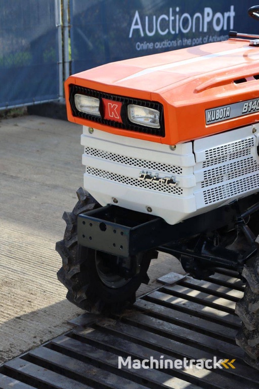 Minitractor Kubota B1400DT Diesel 14pk  Refit
